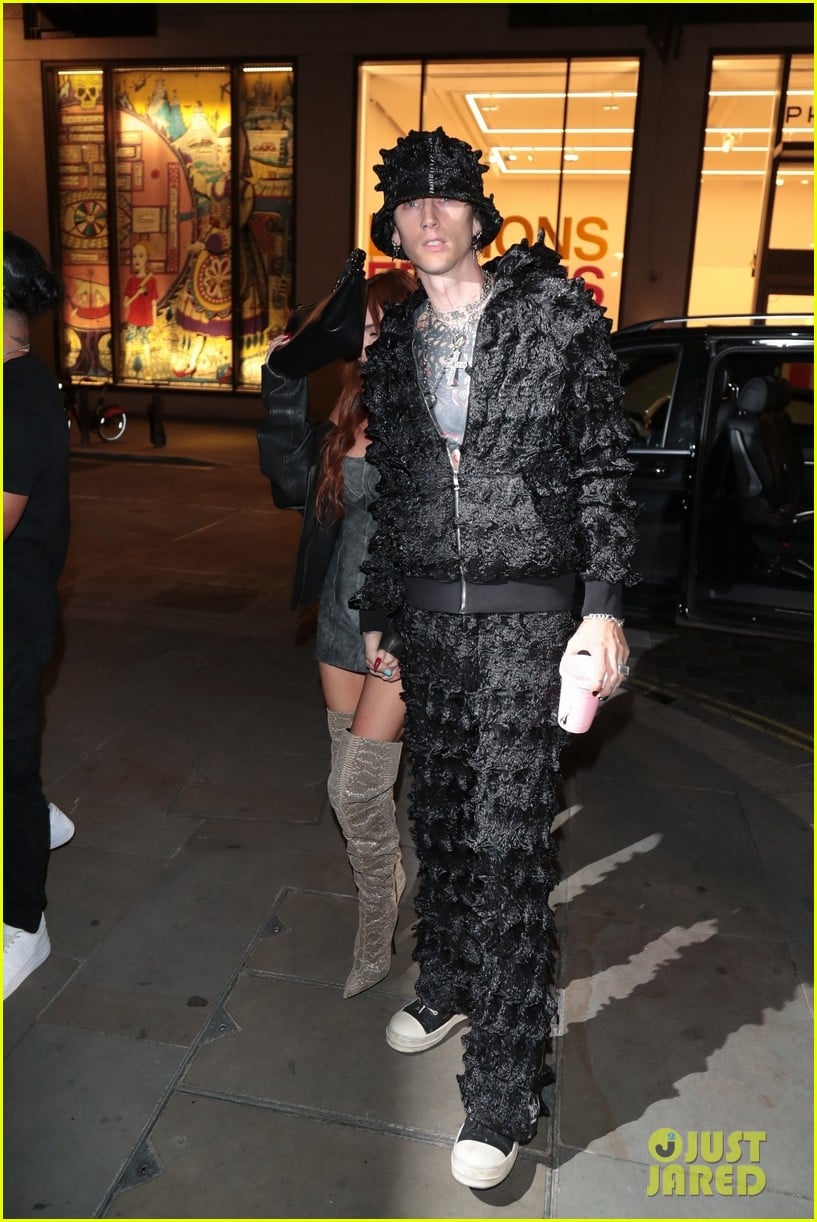 Megan Fox & Machine Gun Kelly Hold Hands on Dinner Date in London