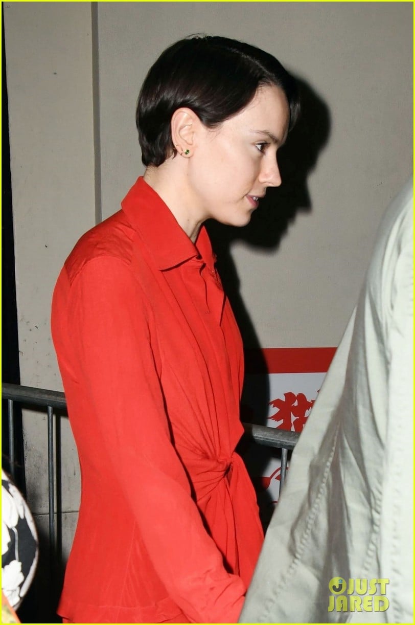 Daisy Ridley Makes Rare Appearance with Husband Tom Bateman, Supports