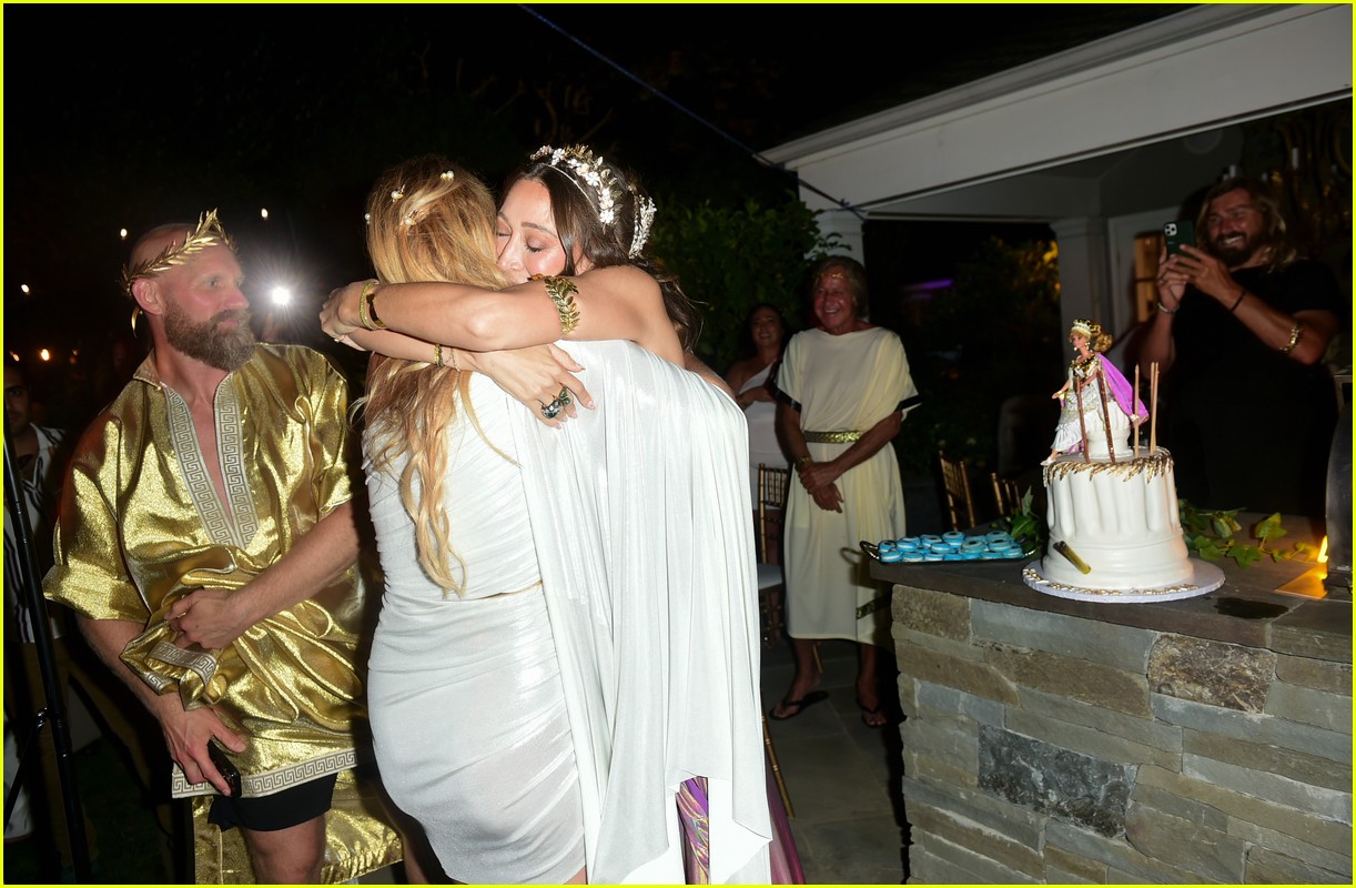 Gigi Hadid Helps Her Sister Alana Celebrate Her 40th Birthday Alongside