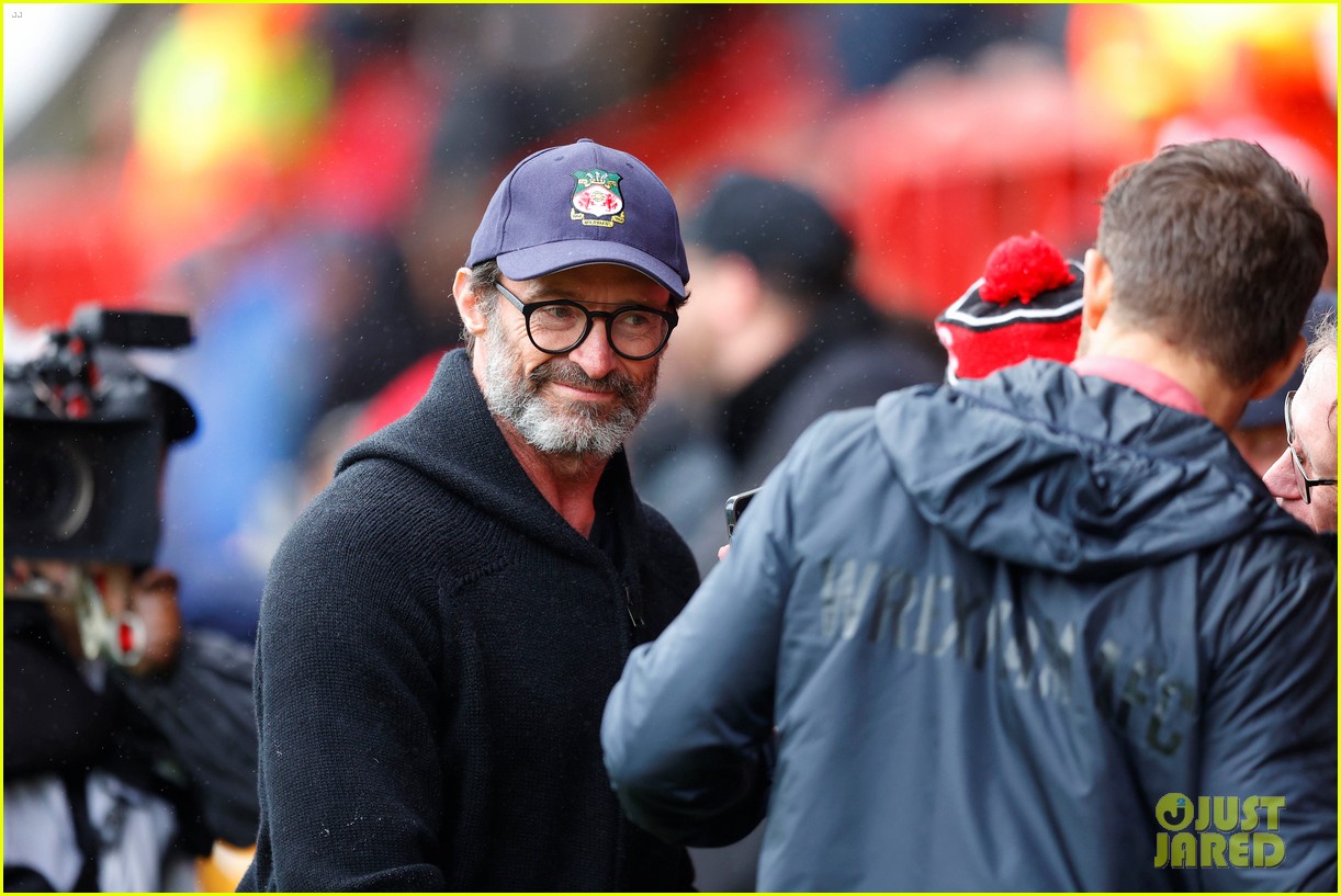 hugh jackman ryan reynolds wrexham game 034959865