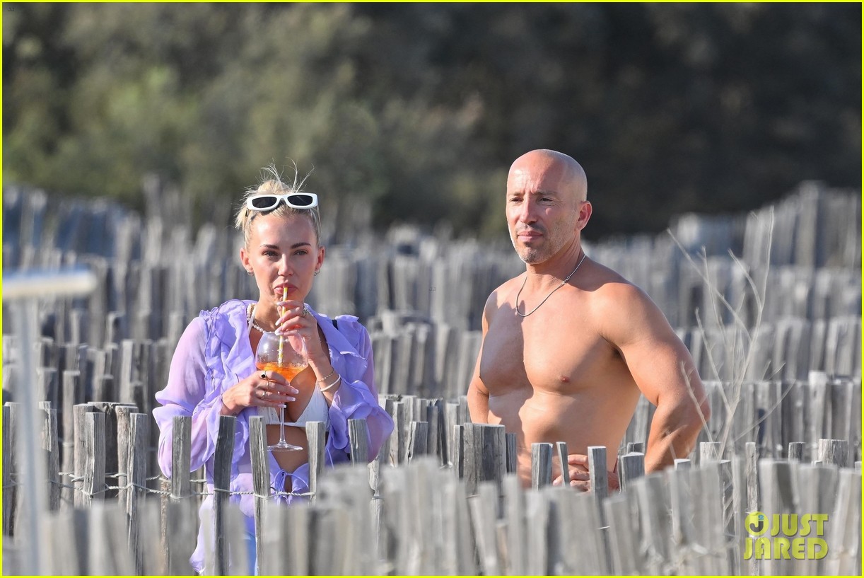 Selling Sunset's Jason Oppenheim Packs on PDA with Danika Tanya Photo