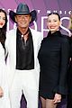 tim mcgraw faith hill two daughters acm honors event 05