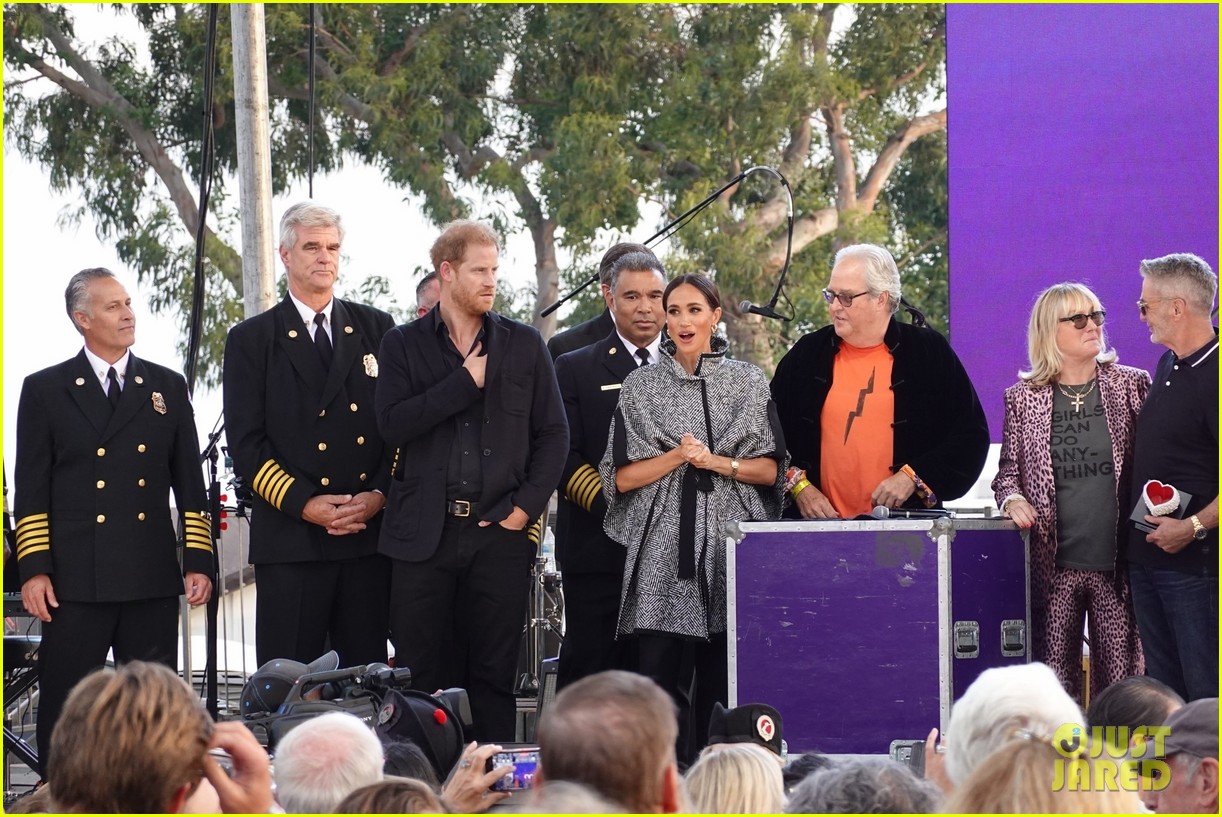 Prince Harry & Meghan Markle Show Their Support at Kevin Costner's