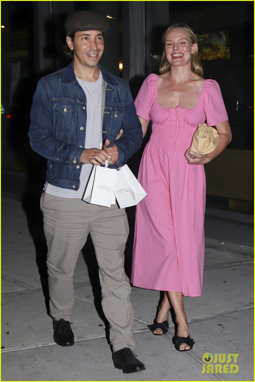 Kate Bosworth Goes Pretty in Pink for Date Night with Husband Justin