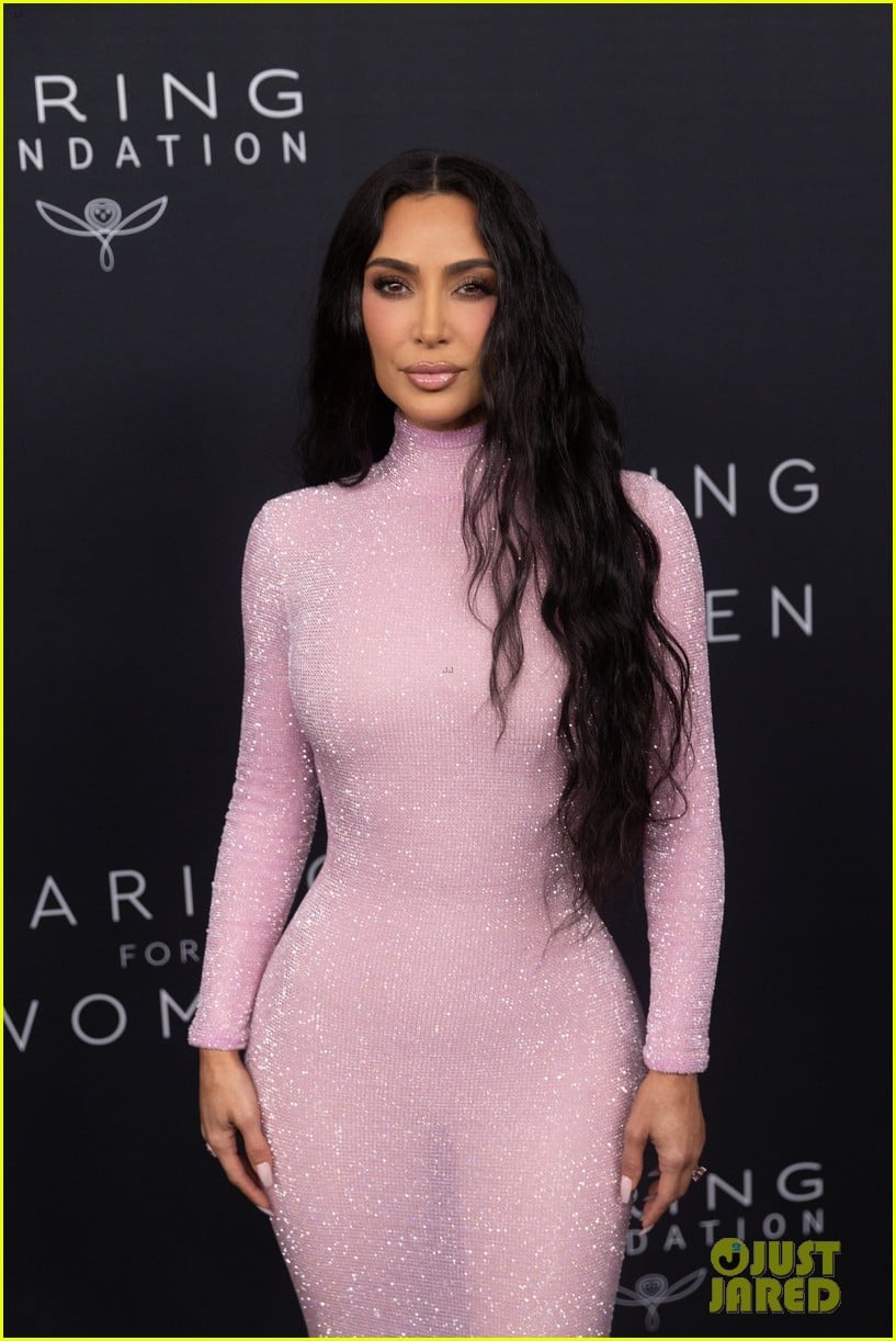 Kim Kardashian, Nicole Kidman, & Olivia Wilde Step Out in Style for