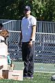 mila kunis ashton kutcher soccer practice 03