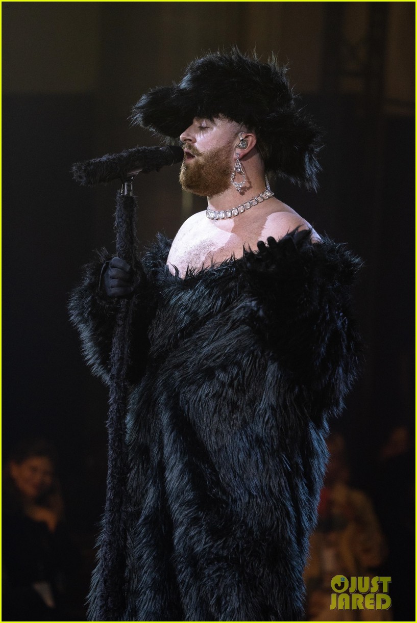 Sam Smith Performs During Boyfriend Christian Cowan's Fashion Show in ...