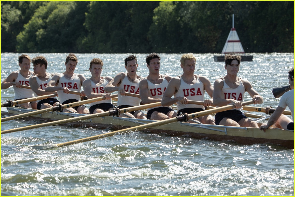 callum turner joins the rowing team in george clooneys the boys in the boat trailer 044978176