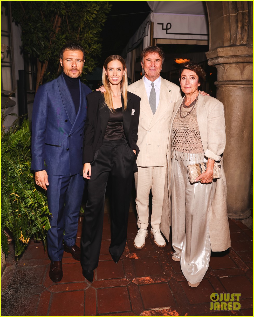 Jennifer Lopez Joins Chris Pine, Gwyneth Paltrow, & More Stars at