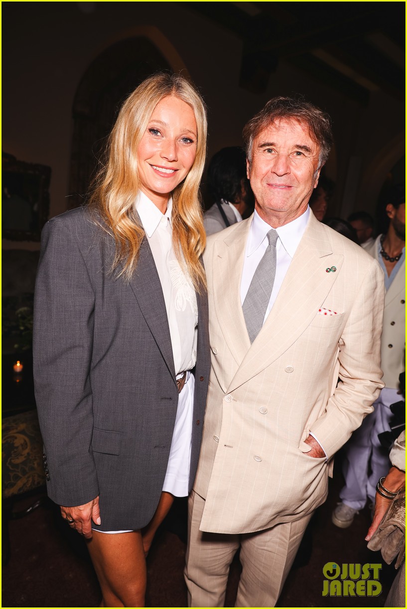 Jennifer Lopez Joins Chris Pine, Gwyneth Paltrow, & More Stars at