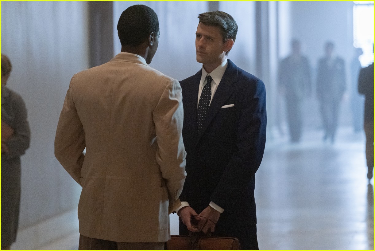 Matt Bomer & Jonathan Bailey’s Love Story Takes Shape in Political