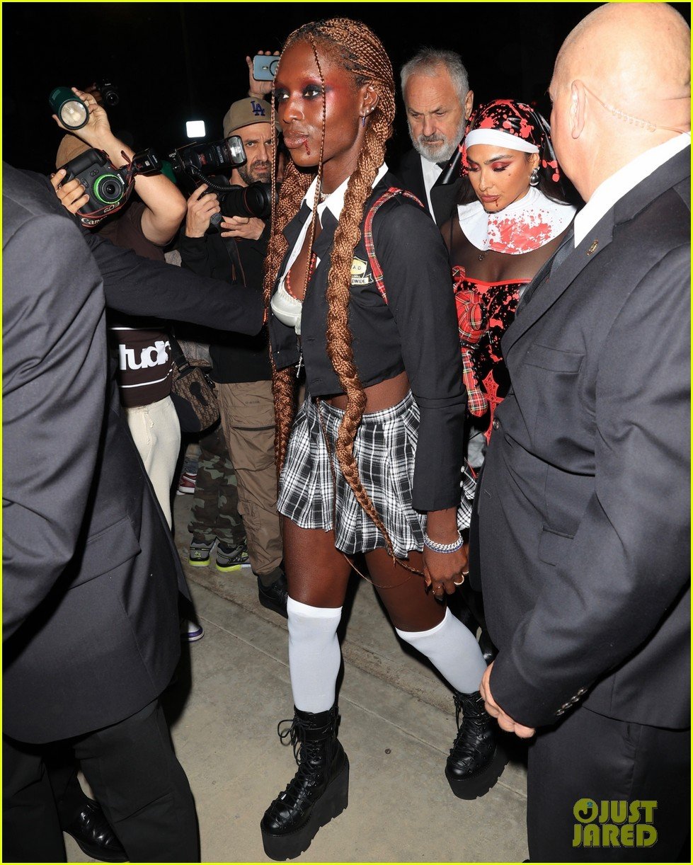 Jodie TurnerSmith Attends Casamigos Halloween Party Amid Joshua