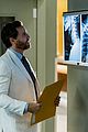 first look at edgar ramirez mandy moore in dr death season two 04
