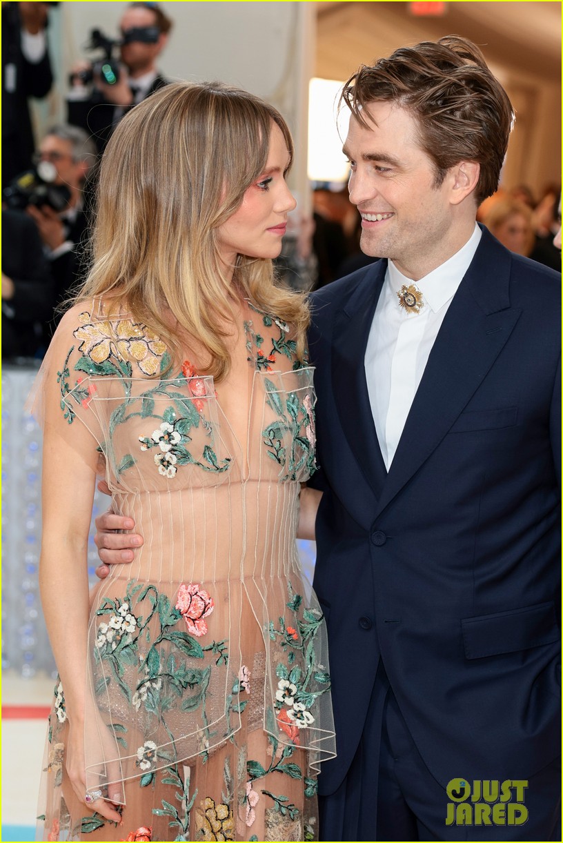 Suki Waterhouse Talks Moving In with Boyfriend Robert Pattinson & How
