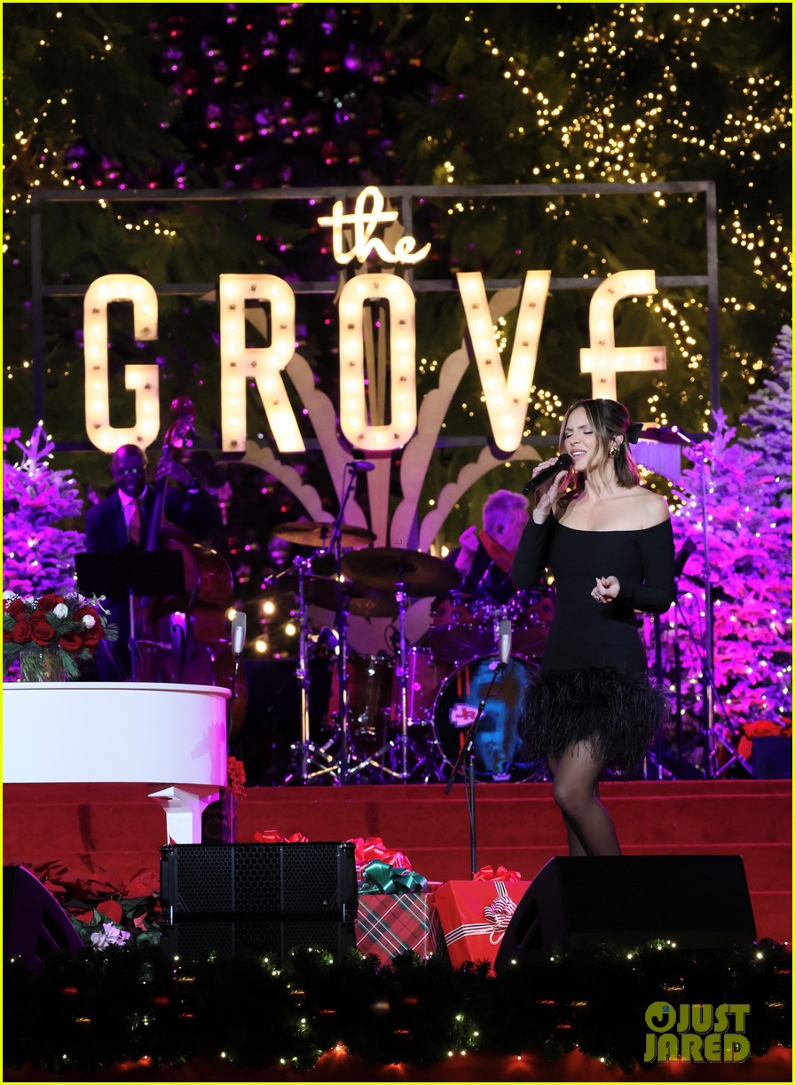 Katharine McPhee & David Foster Ring in the Holiday Season with The