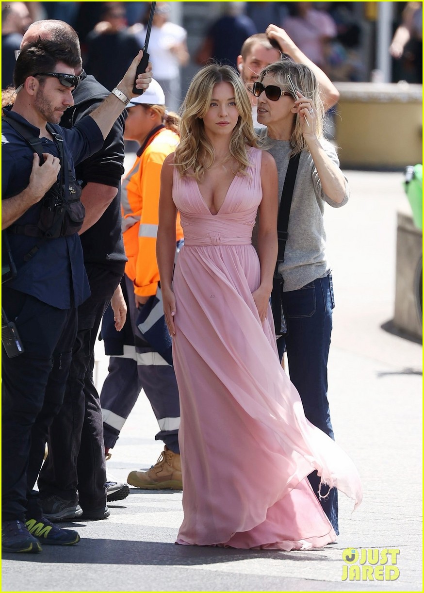 Sydney Sweeney Films ‘Anyone But You’ Reshoots Just Hours After SAG