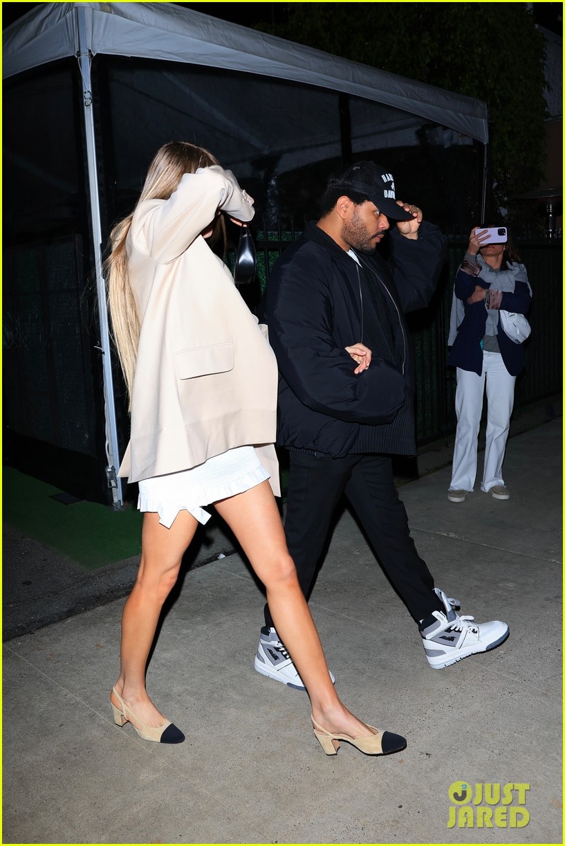 Weeknd Simi The Weeknd & Girlfriend Simi Khadra Spotted on Date Night, Try to Keep ...