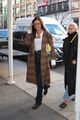 bella hadid spends the day christmas shopping in nyc 05