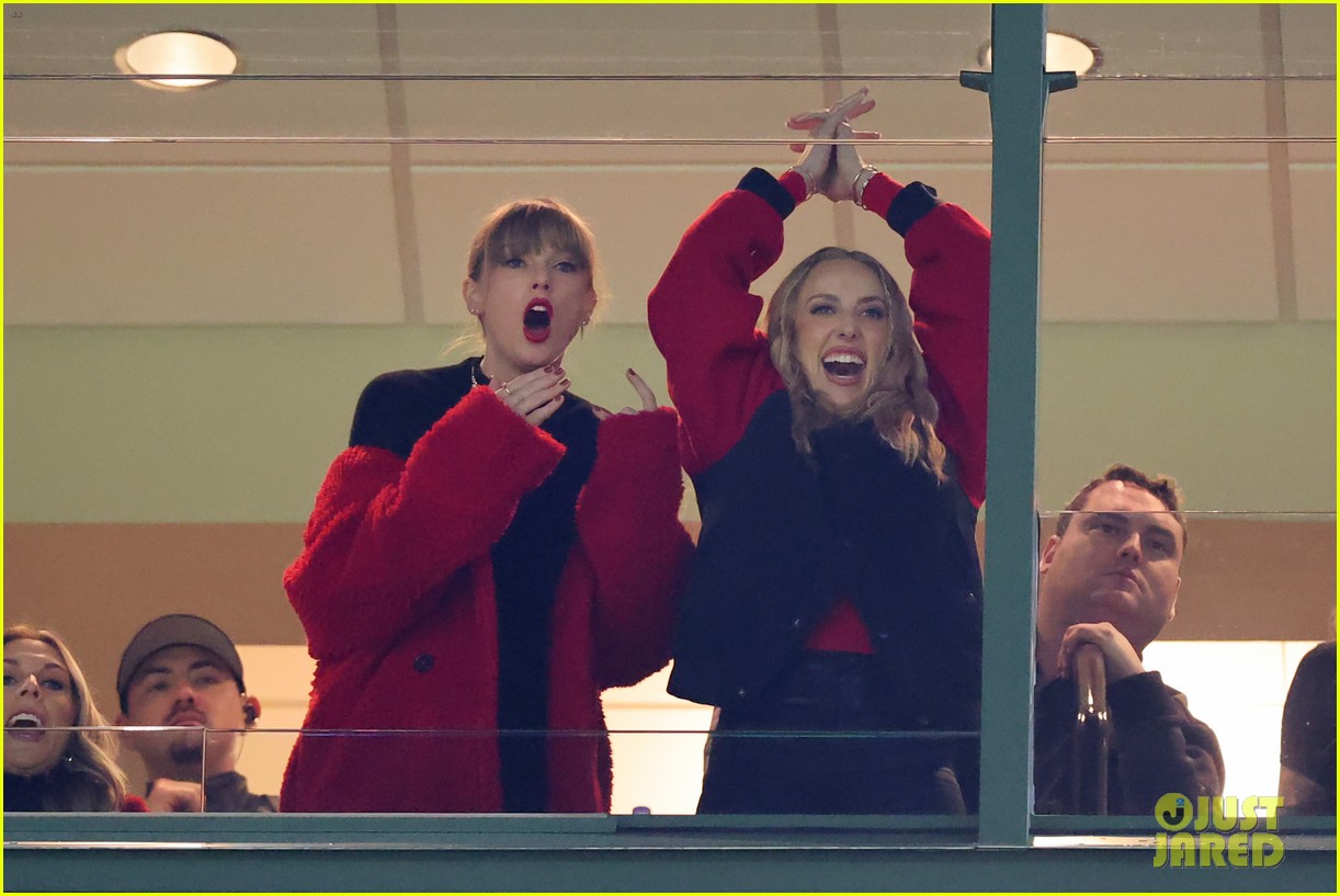 Brittany Mahomes Shares Cute New Pic With Taylor Swift From Chiefs