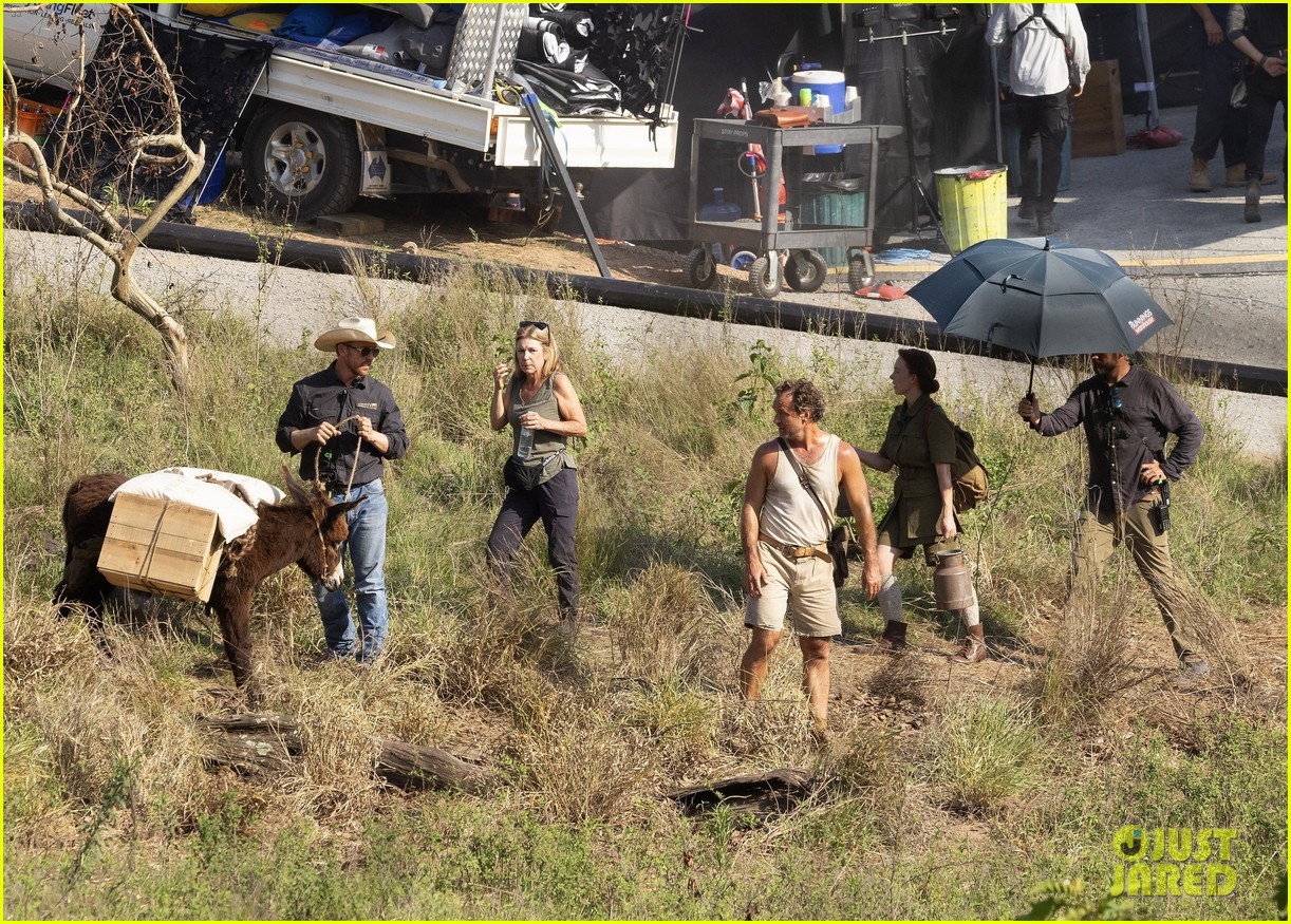 Sydney Sweeney, Jude Law, & Daniel Bruhl Play With a Donkey on 