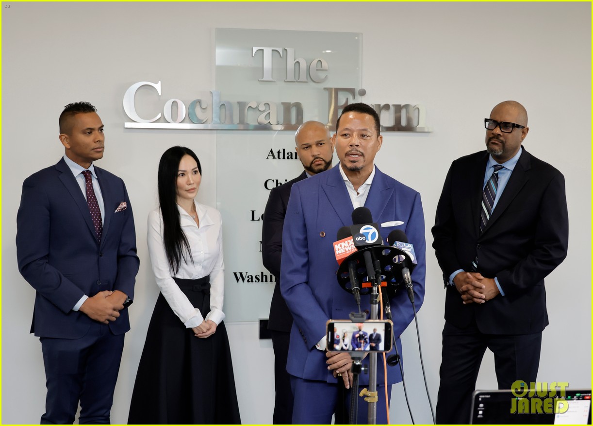 terrence howard caa lawsuit press conference054993480