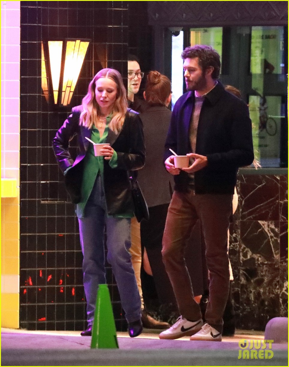 Kristen Bell & Adam Brody Film a Kissing Scene for Netflix Comedy