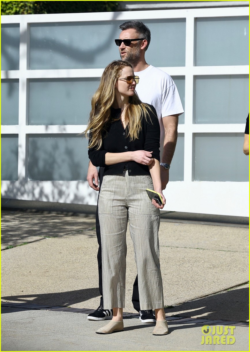 Jennifer Lawrence & Husband Cooke Maroney Hunt for a House in Beverly