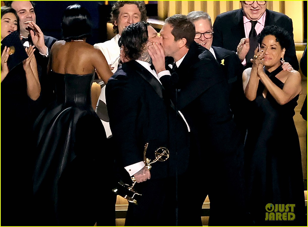 Ebon MossBachrach & Matty Matheson Kiss Onstage After 