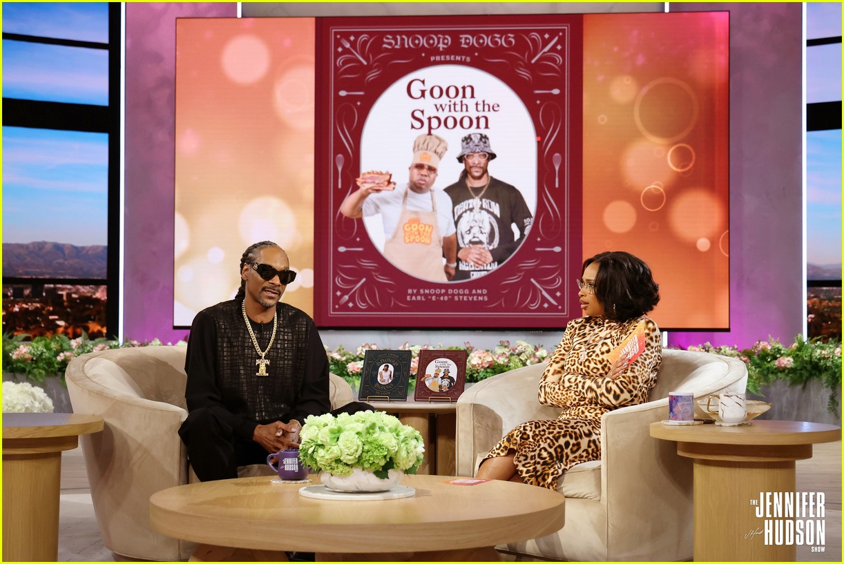 Snoop Dogg Reveals the Sweet Nickname His Grandkids Call Him Watch
