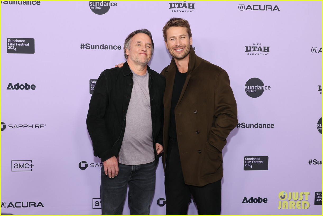 Glen Powell Brings His Parents to ‘Hit Man’ Premiere at Sundance Film