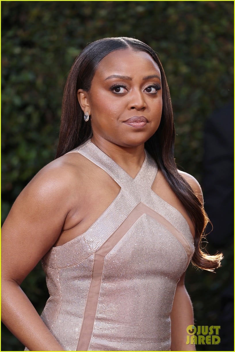 Quinta Brunson Goes Chic in ChampagneColored Dress for Golden Globes