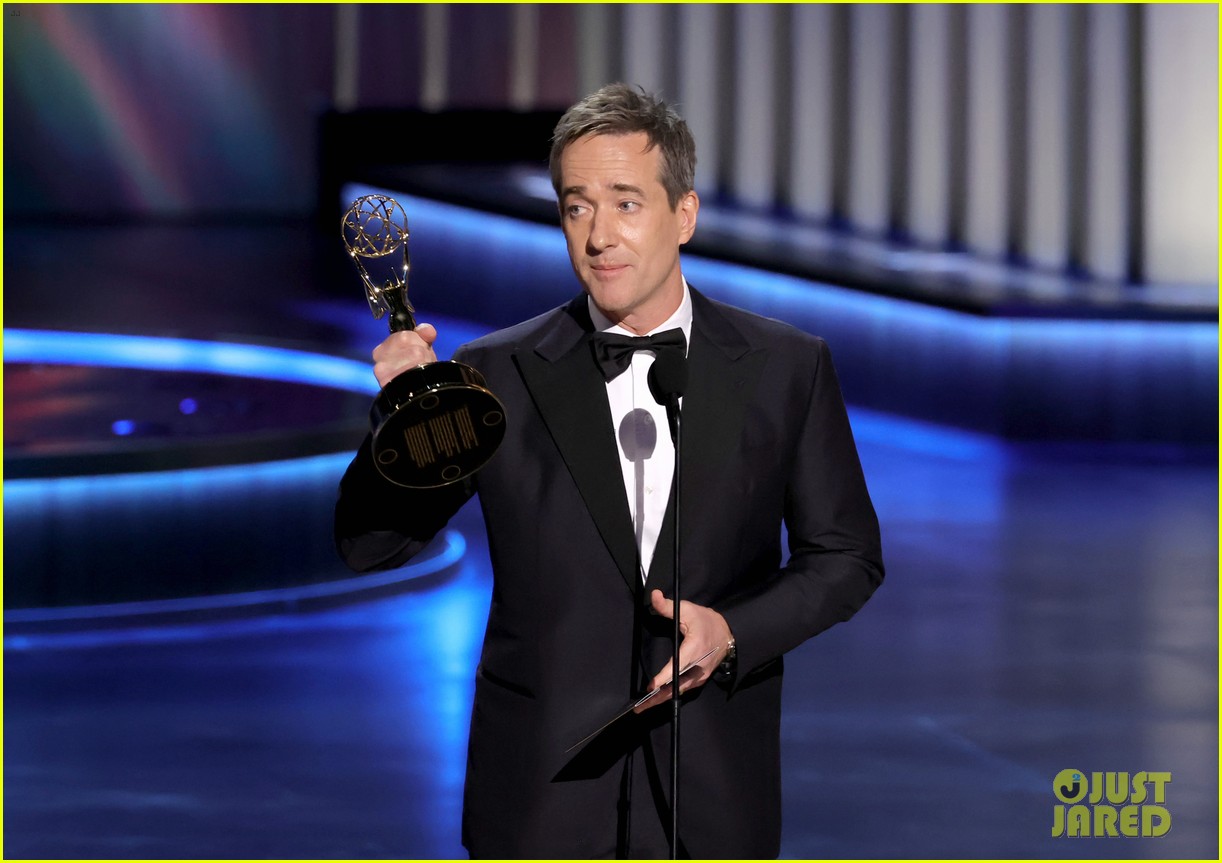 'Succession' Stars Sarah Snook, Matthew Macfadyen & More Celebrate