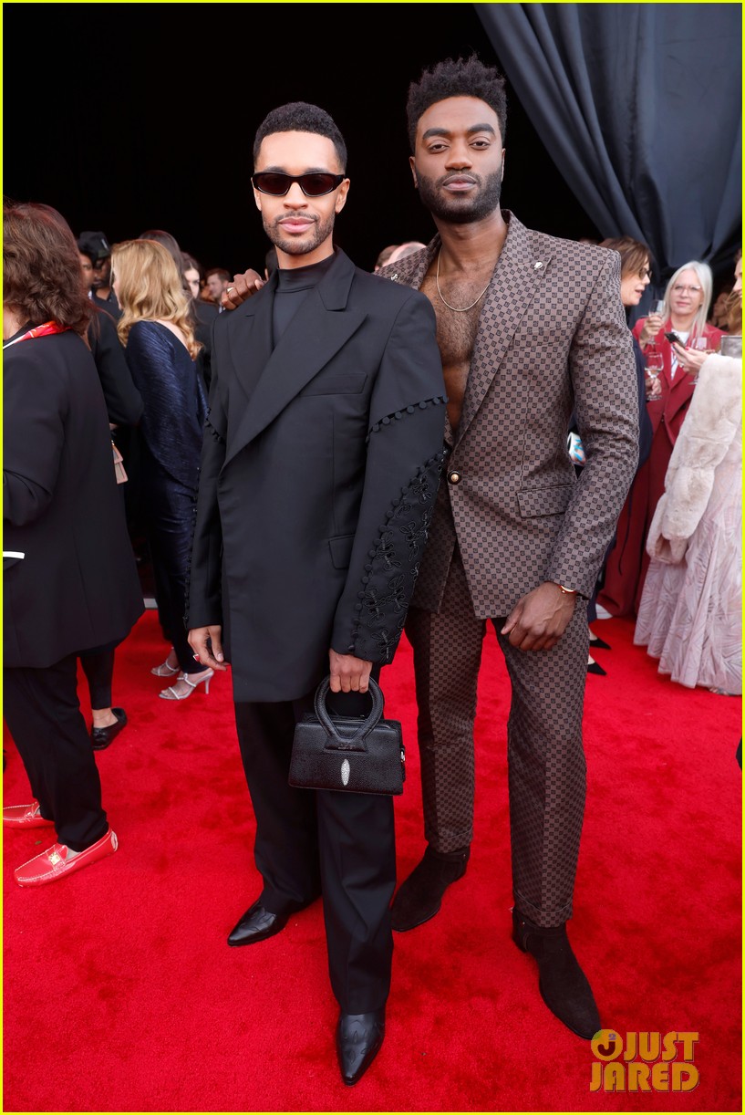 Matt Bomer, Jonathan Bailey & ‘Fellow Travelers’ Costars Present a