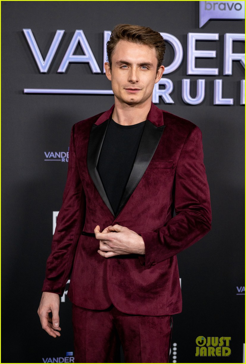 Ariana Madix & Tom Sandoval Share the Red Carpet at 'Vanderpump Rules