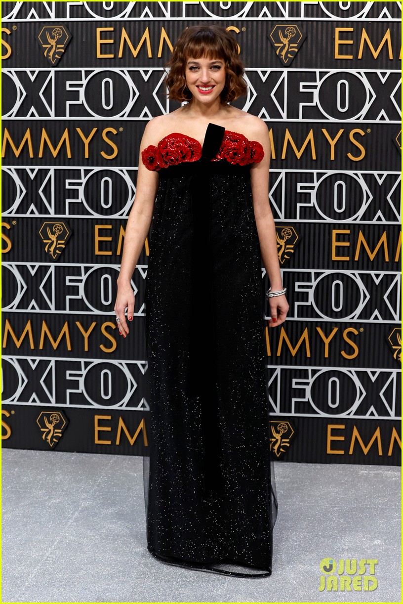 'The White Lotus' Stars Simona Tabasco, Beatrice Granno & Adam DiMarco