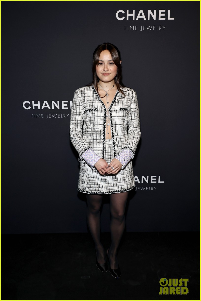 Beyoncé, Dua Lipa, Kristen Stewart, and More of the Week's Best Dressed |  Vogue, image size:817x1222