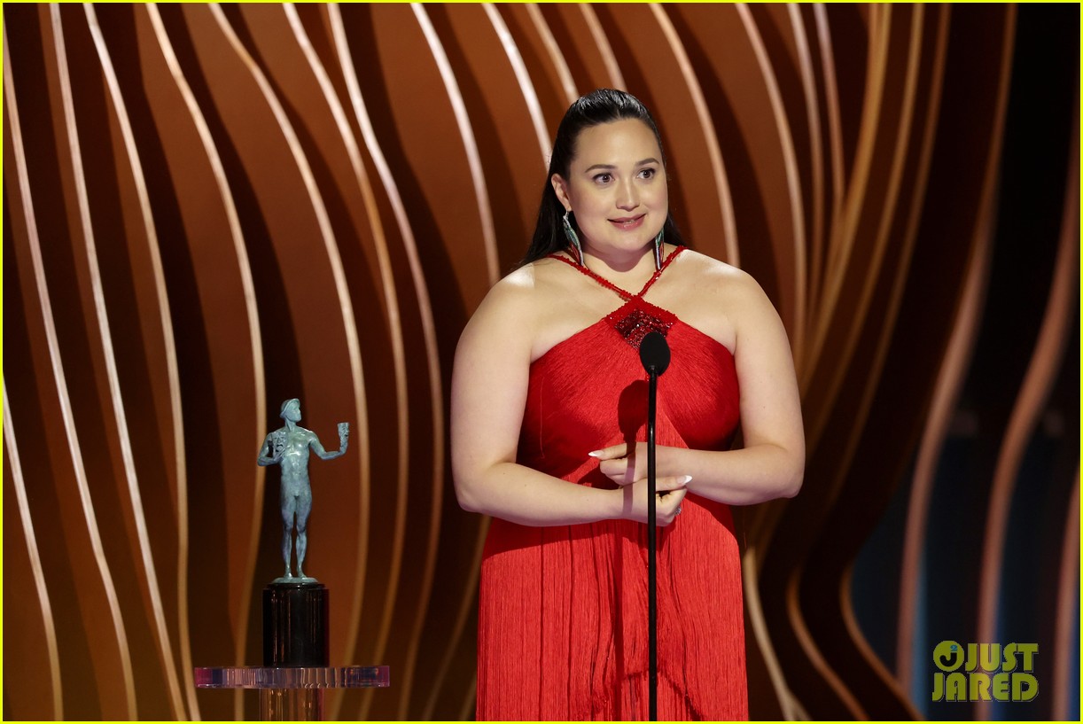 Lily Gladstone Wins Best Actress at SAG Awards 2024, Gives Touching