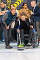 prince harry wheelchair curling at invictus games 02