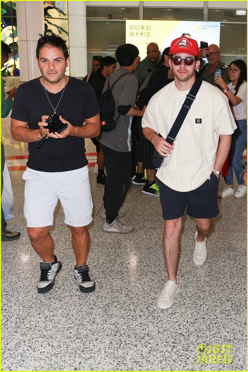 Jonas Brothers Arrive in Sydney Ahead of Australian Tour Dates Photo 5019154 Joe Jonas, Jonas