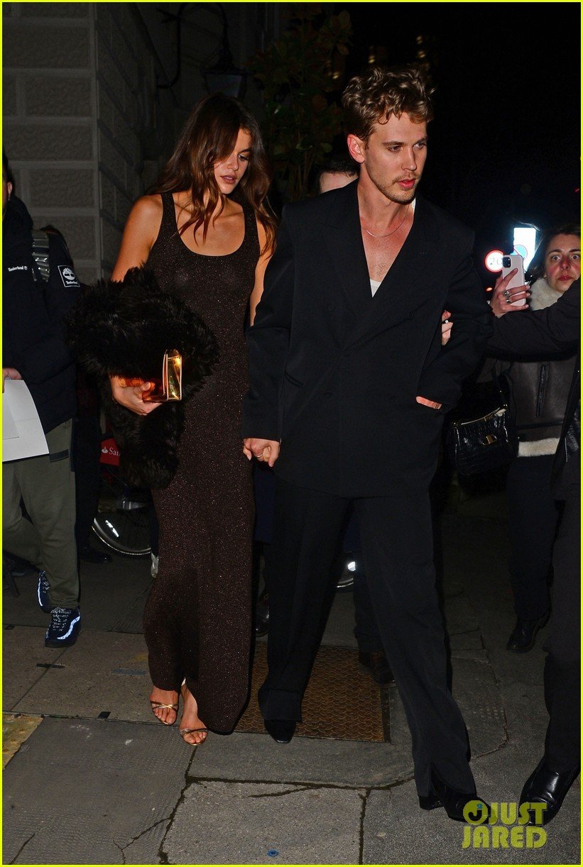 Kaia Gerber Joins Boyfriend Austin Butler at 'Dune 2' Premiere After