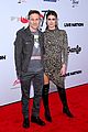 kelly rizzo breckin meyer debut new relationship at grammys viewing party 03