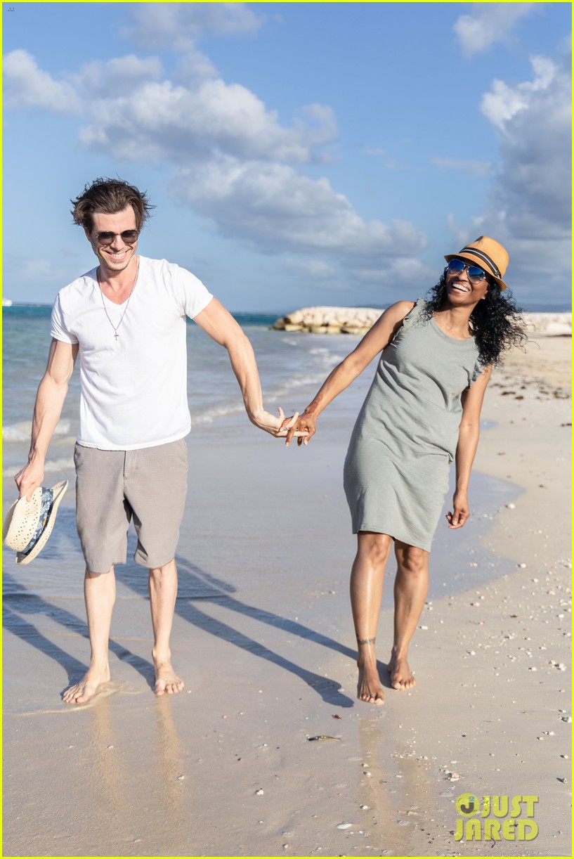 Look Inside Chilli & Matthew Lawrence's Romantic Beach Vacation with