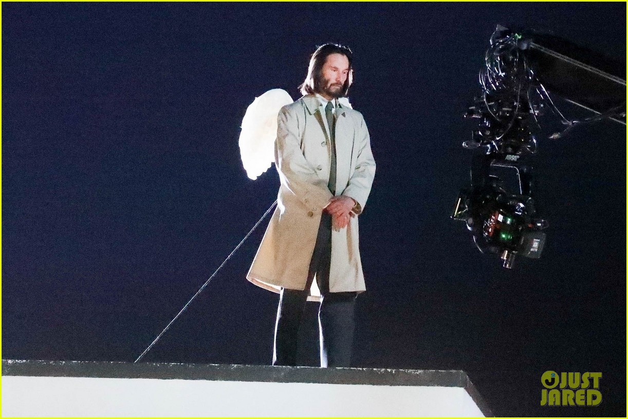 Good Fortune Keanu Reeves Reinvents The Angel Role - 768hok0