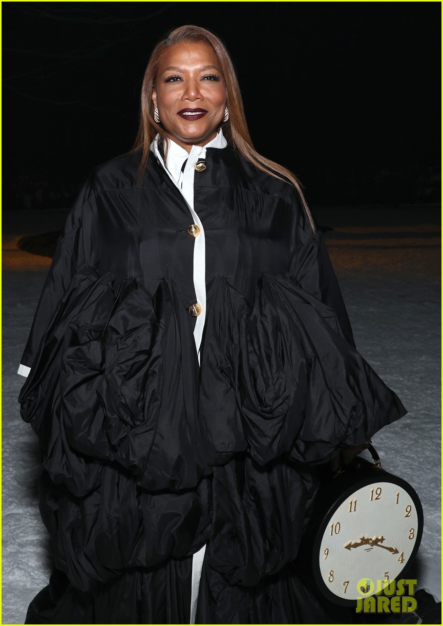 Rachel Brosnahan & Husband Jason Ralph Celebrate Valentine's Day at ...