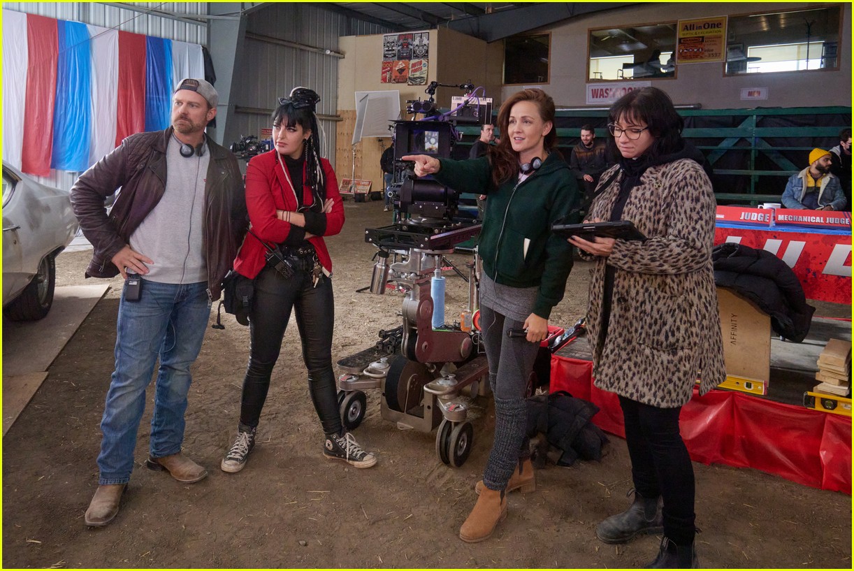 'Shifting Gears' 2 Big Hallmark Stars Cast for Original Movie & See