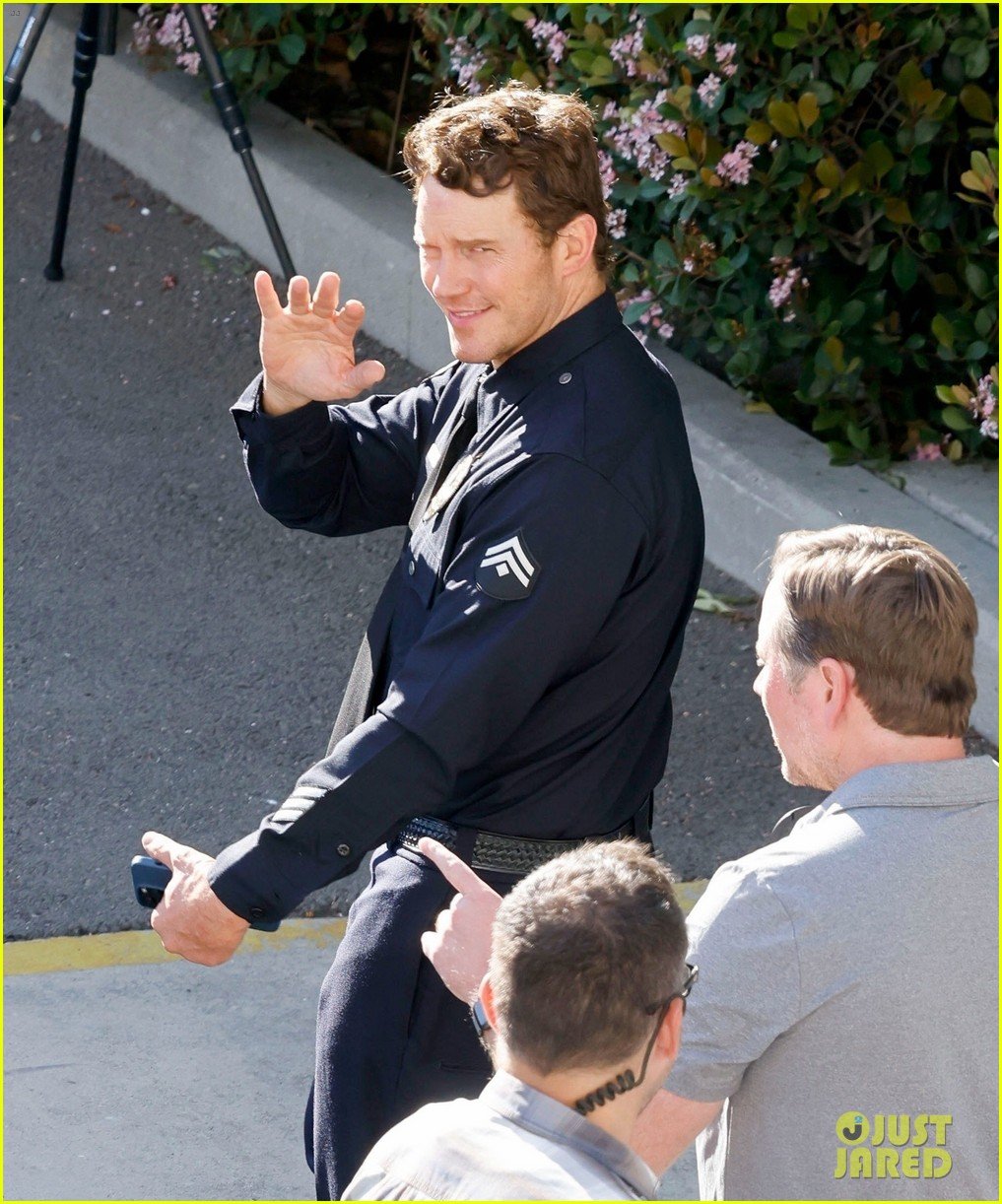 Chris Pratt Continues Filming New Movie 'Mercy' With Annabelle Wallis