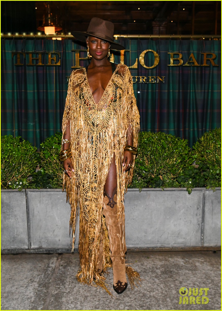 Look Inside Ralph Lauren's NYC Fashion Show with Jessica Chastain ...