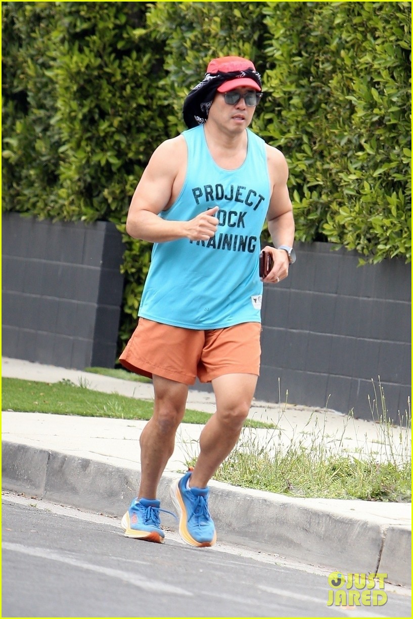 Randall Park Looks Buff While Running in Dwayne Johnson&rsquo;s Workout Gear