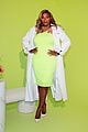 serena williams gets sister venus williams at wyn beauty launch party 05