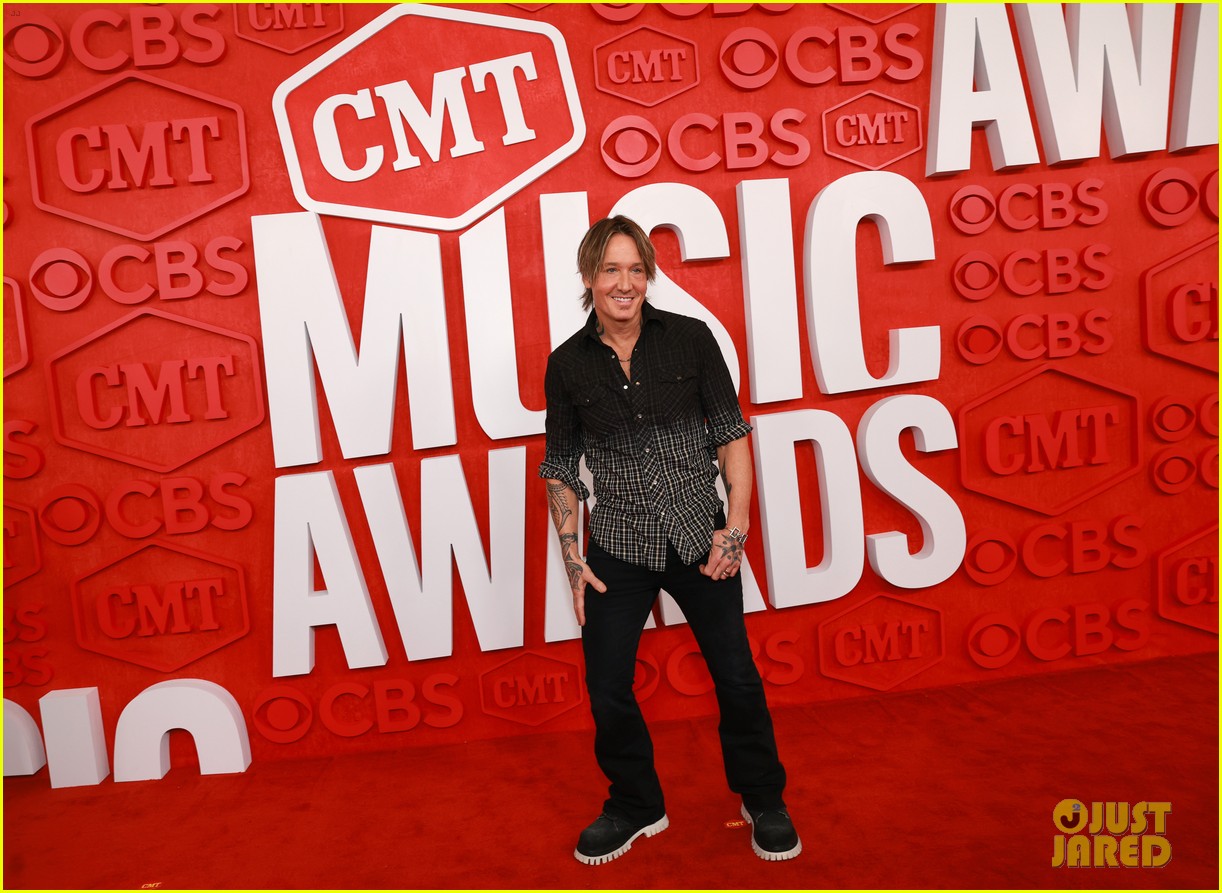 Keith Urban Gets Set for CMT Music Awards 2024 Performance Sans Wife